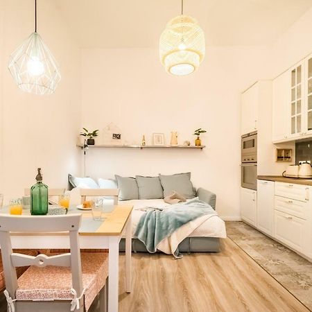 St Stephen Boulevard Apartment Next To Danube บูดาเปสต์ ภายนอก รูปภาพ