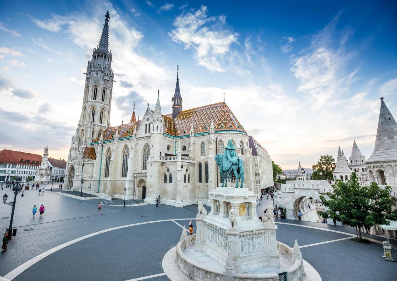 St Stephen Boulevard Apartment Next To Danube บูดาเปสต์ ภายนอก รูปภาพ